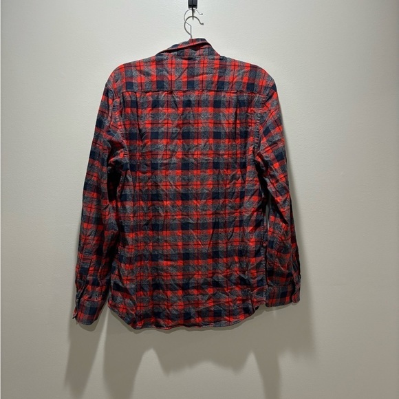 OLD NAVY • Men’s Regular Fit Red/Grey/Navy Flannel Plaid Button Down Shirt Sz L - Picture 3 of 5